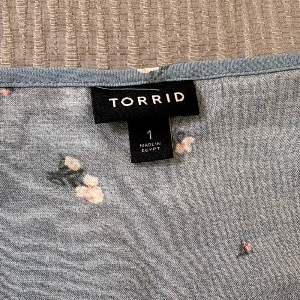 TORRID hi-low challis tank Mia Ditsy Floral Mountain Spring size 1X blue - Picture 5 of 9